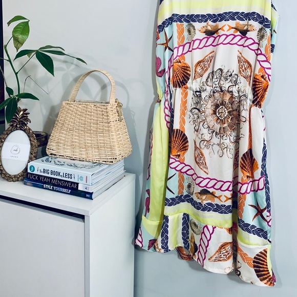 I am selling because it’s not my style. - Picture 2 of 3